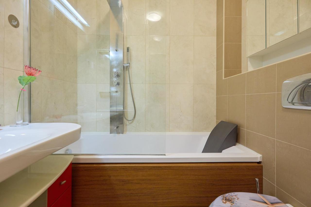 The Monroe - Stylish 2 Bd In Orsan Appartement